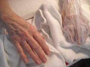 Pariffin Treatment on hands
